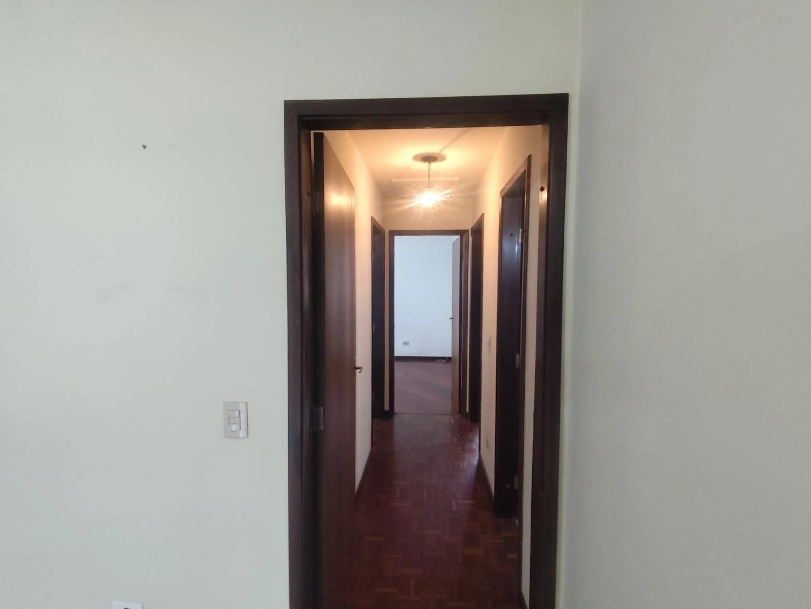 Casa, 90 m², com piso de madeira ou laminado — photo 20