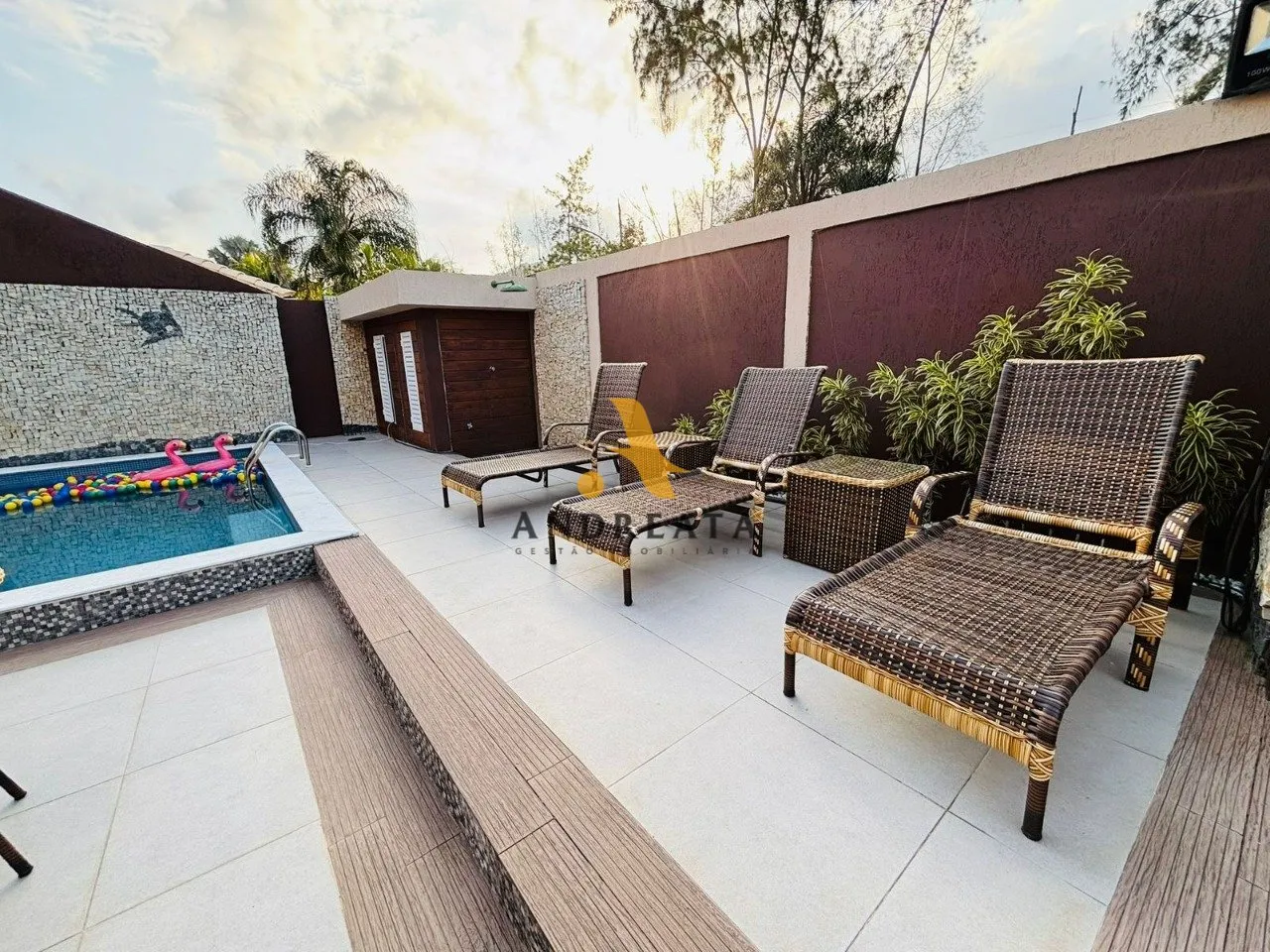 House with 5 bedrooms and 5 bathrooms, 471 m², 4 parking spaces — photo 9