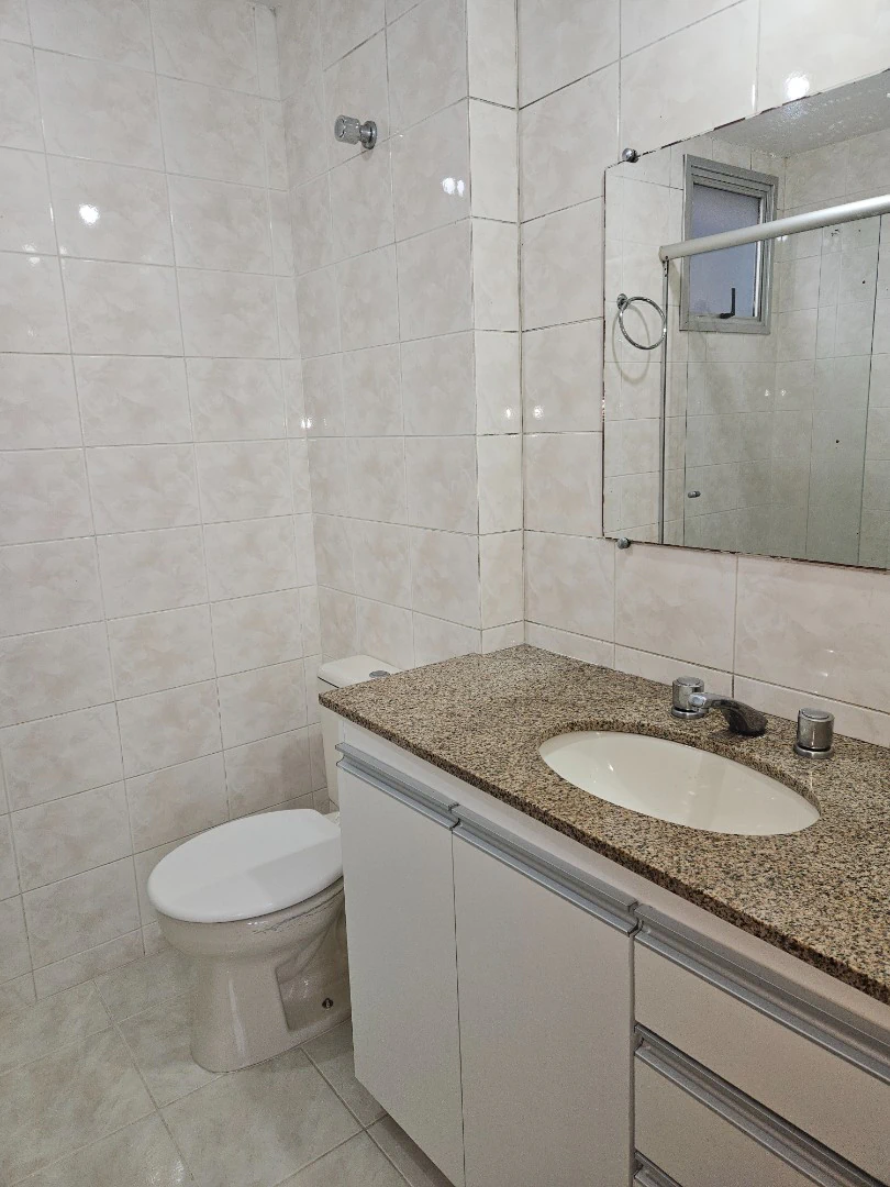 2-bedroom rental apartment with open-plan kitchen — photo 17
