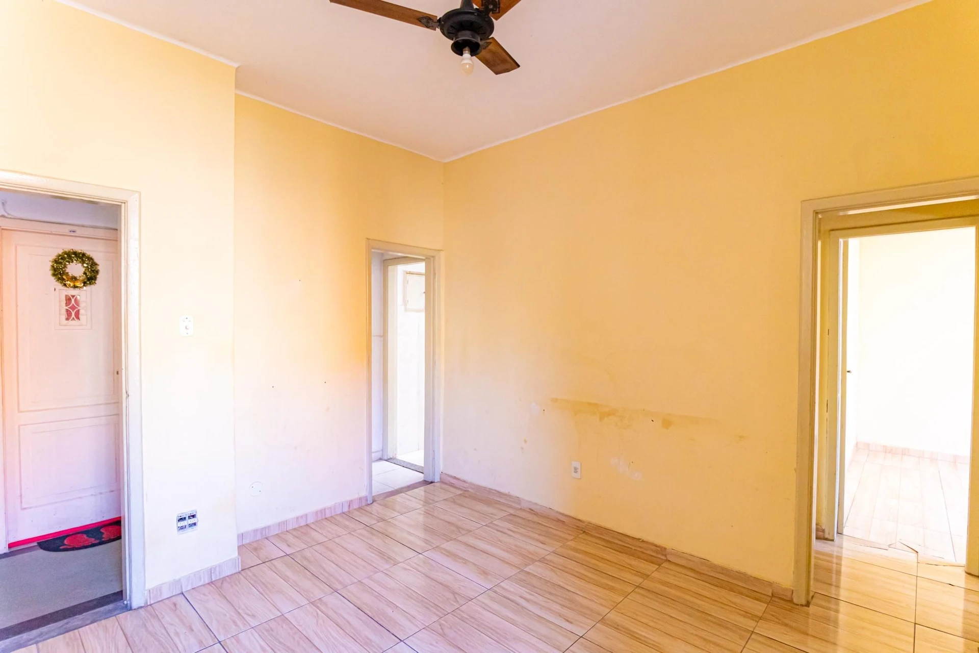 Rental apartment with 2 bedrooms and 1 bathroom — photo 15