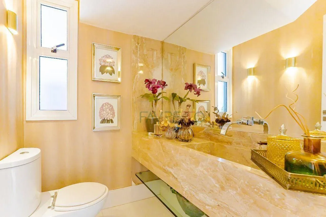 Casa de 3 dormitorios con jacuzzi en Curitiba — photo 41