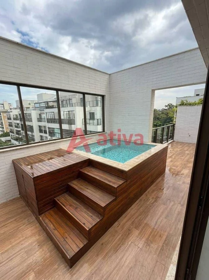 Furnished apartment, 150 m², with a grill on the balcony — photo 11
