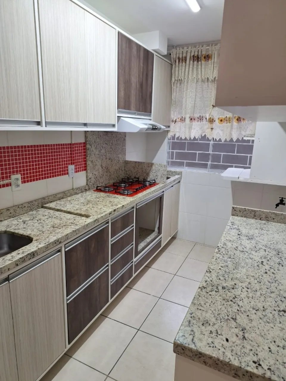 Apartment with 2 bedrooms, 1 bathroom and 1 parking spot — photo 2