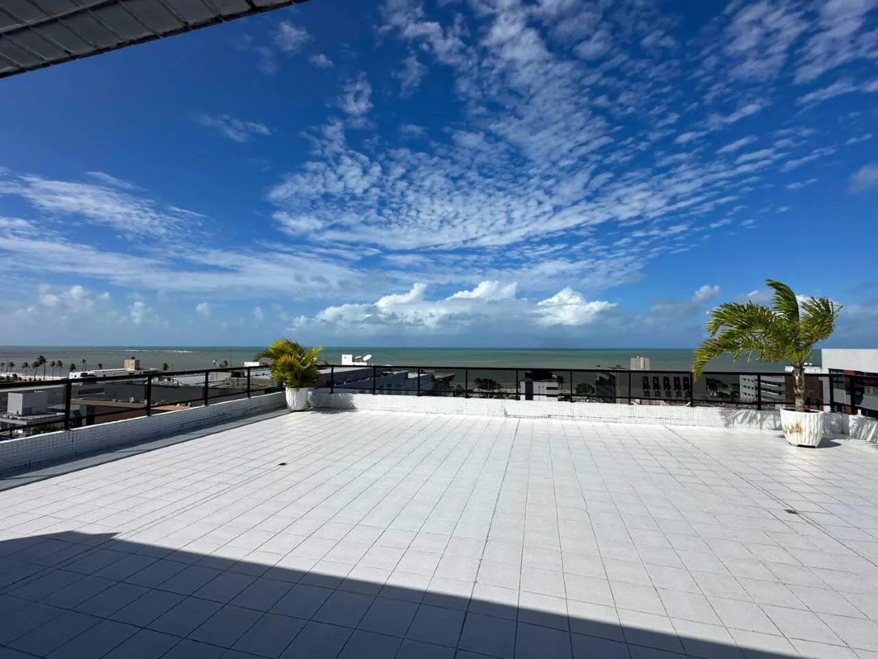 Furnished 56 m² apartment with 2 bedrooms and 1 parking