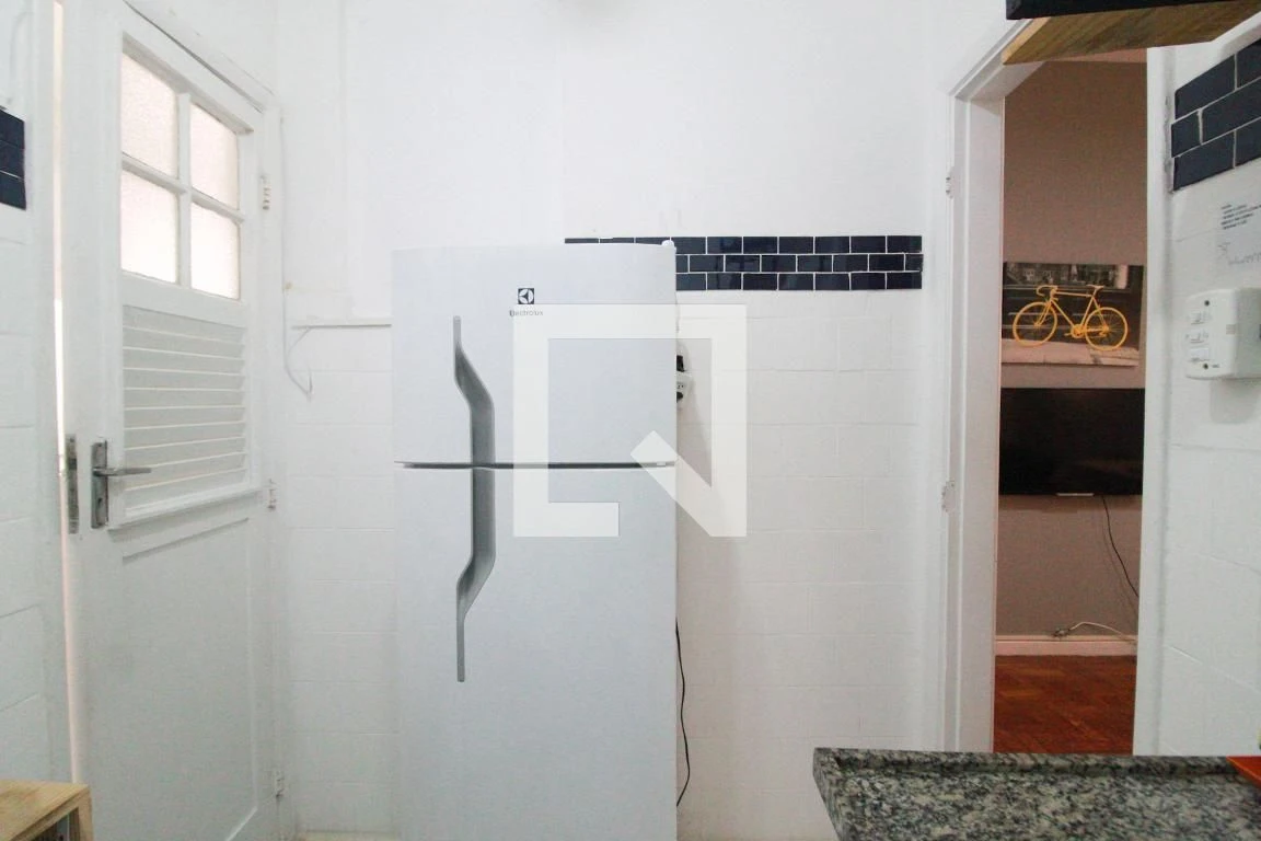 Departamento de 1 dormitorio con piso de madera o laminado — photo 6
