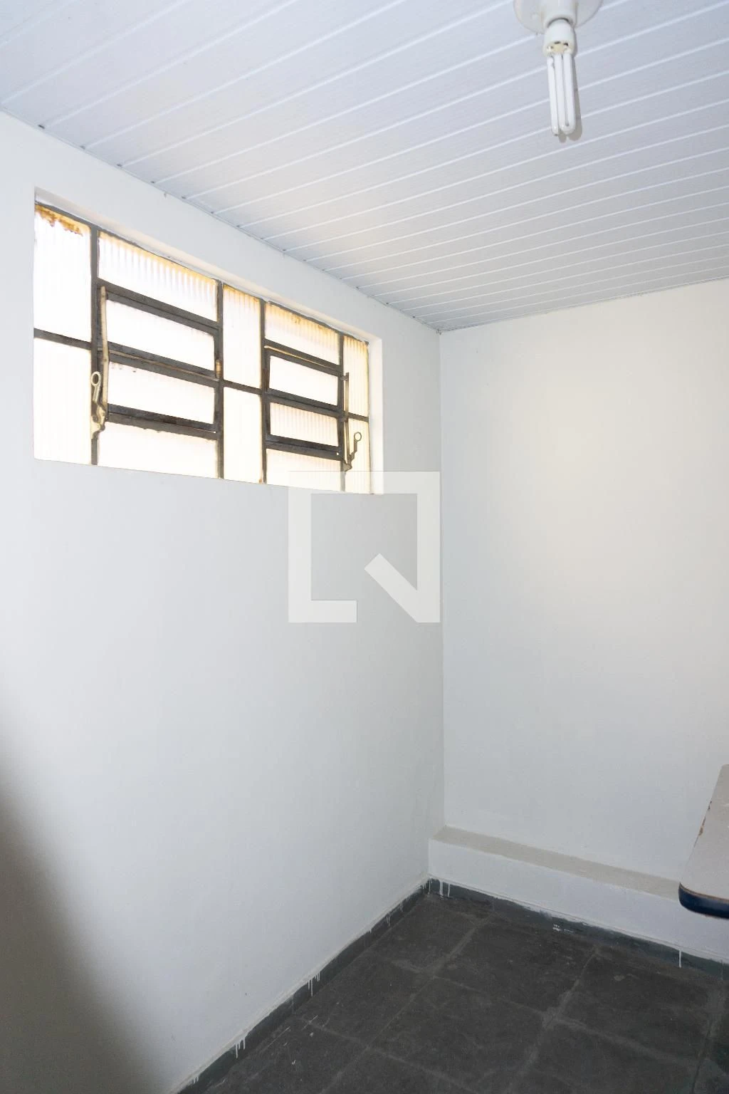 Rental house with 5 bedrooms and a closed kitchen room — photo 21