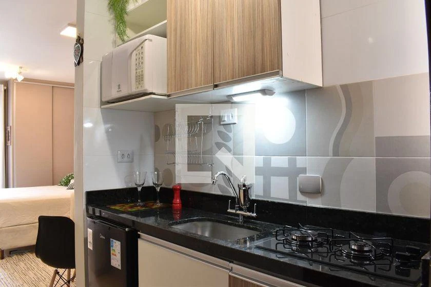 Furnished studio with 1 bedroom and a balcony — photo 11
