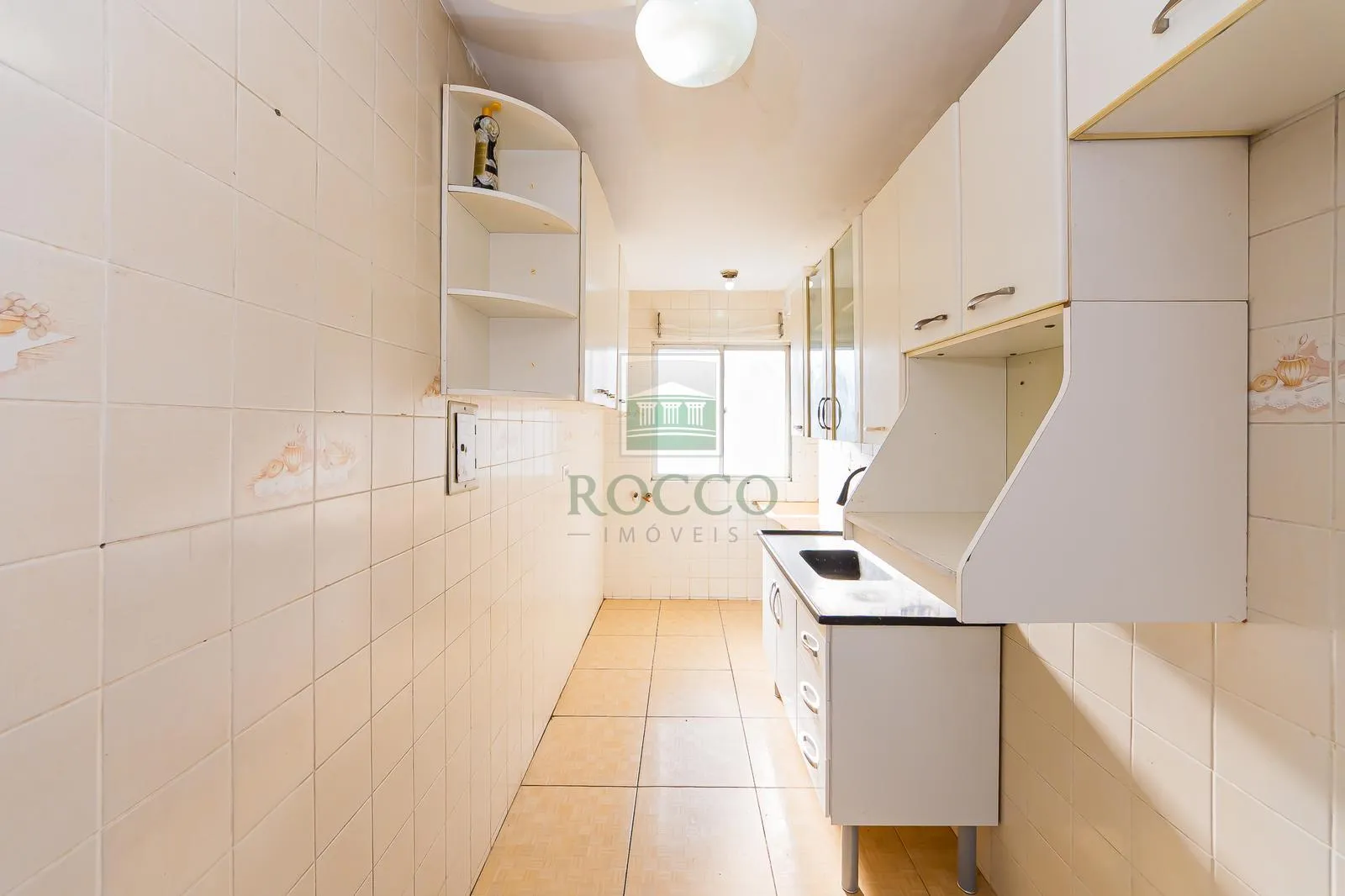 2-bedroom apartment with a glass shower enclosure on the 7th floor — photo 2