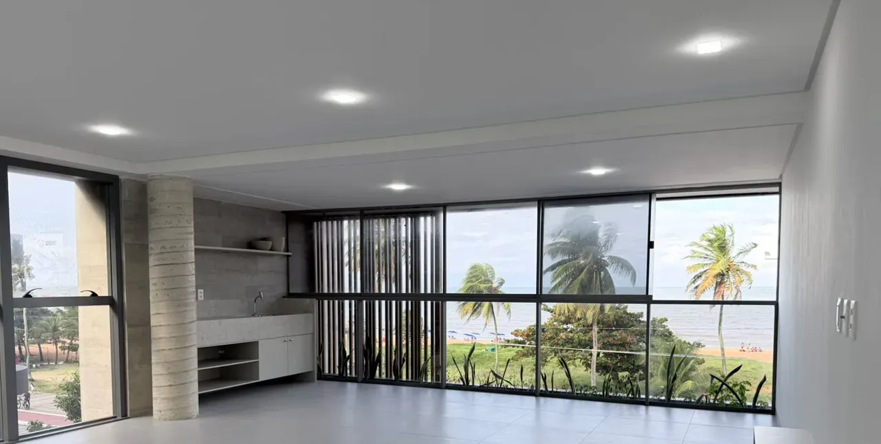 Furnished 136 m² apartment with 3 en-suite bedrooms and private garden