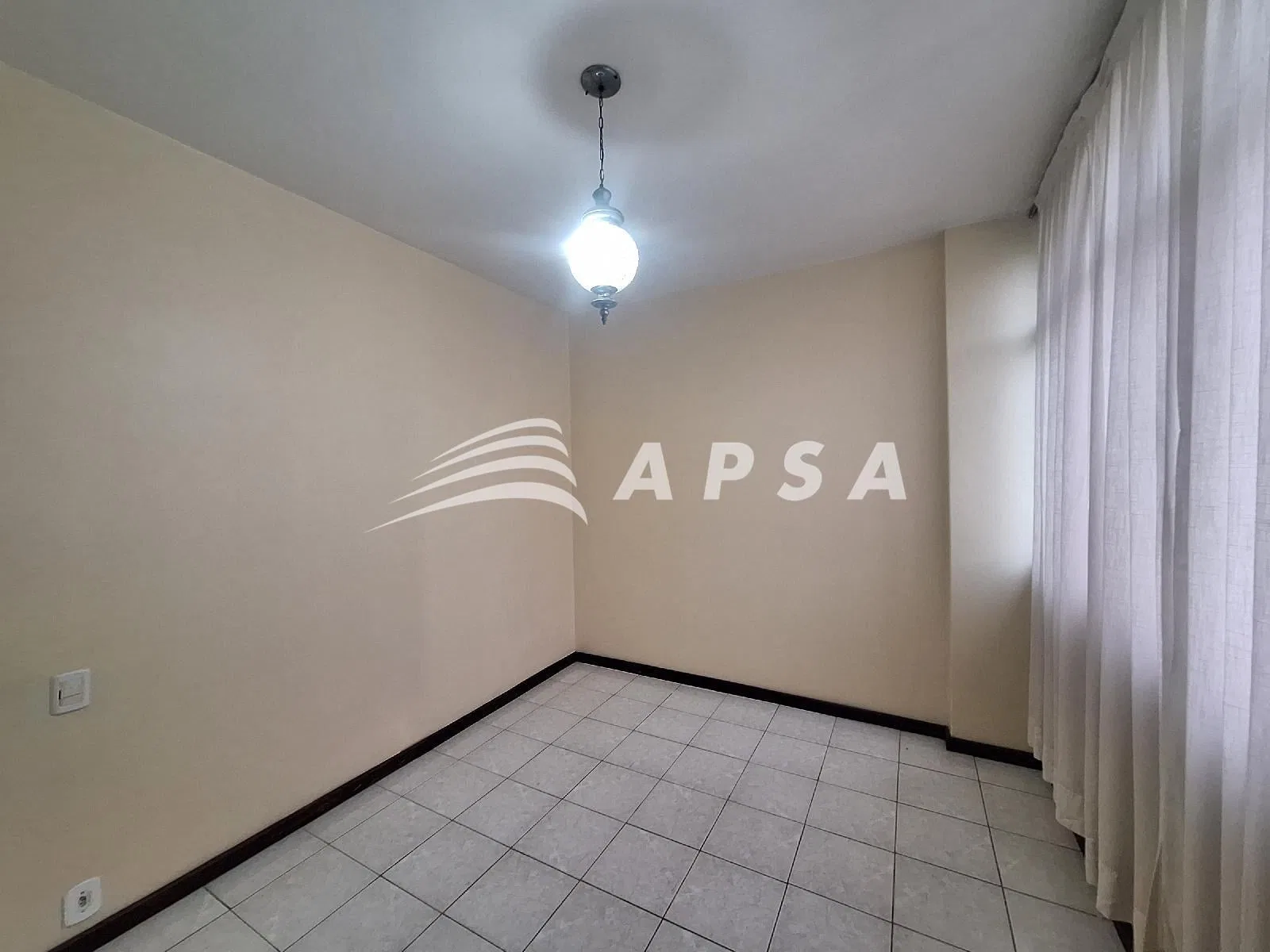 Mountain view in a 3-bedroom apartment, 100 m² — photo 12