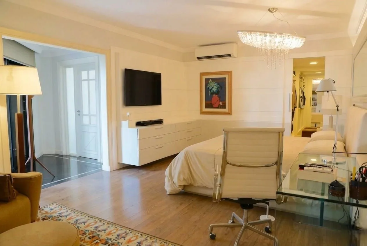 Apartamento amueblado de 4 dormitorios con 327 m² y balcón — photo 7
