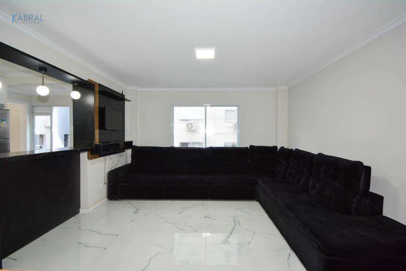 Apartamento amueblado con 2 dormitorios y 2 baños — photo 2