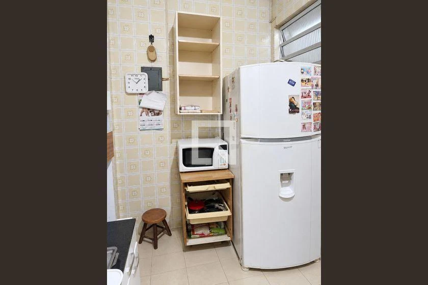 Walk-in closet in a 2-bedroom apartment, 63 m² — photo 5