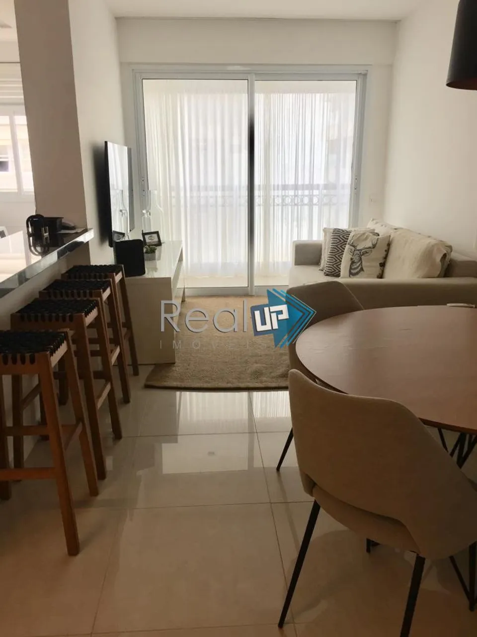 Furnished apartment with 2 bedrooms and a balcony — photo 15