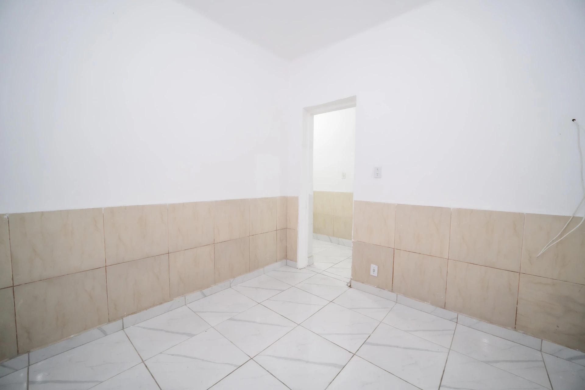 Unfurnished house with 2 bedrooms and separate kitchen — photo 17