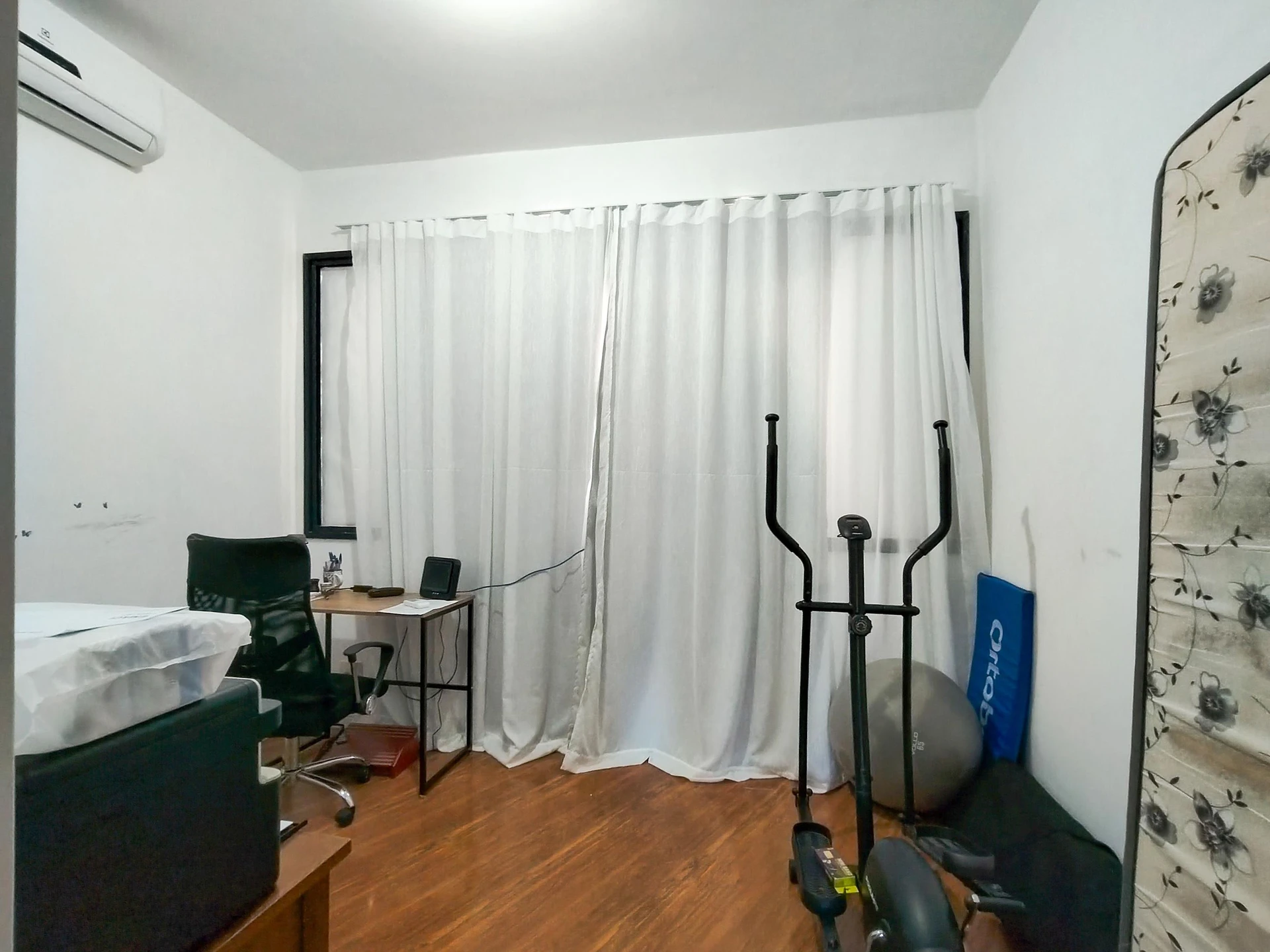 Apartamento mobiliado de 3 quartos com banheira — photo 51