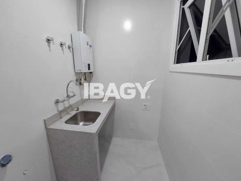 Furnished 133 m² apartment with 3 en-suite bedrooms — photo 15