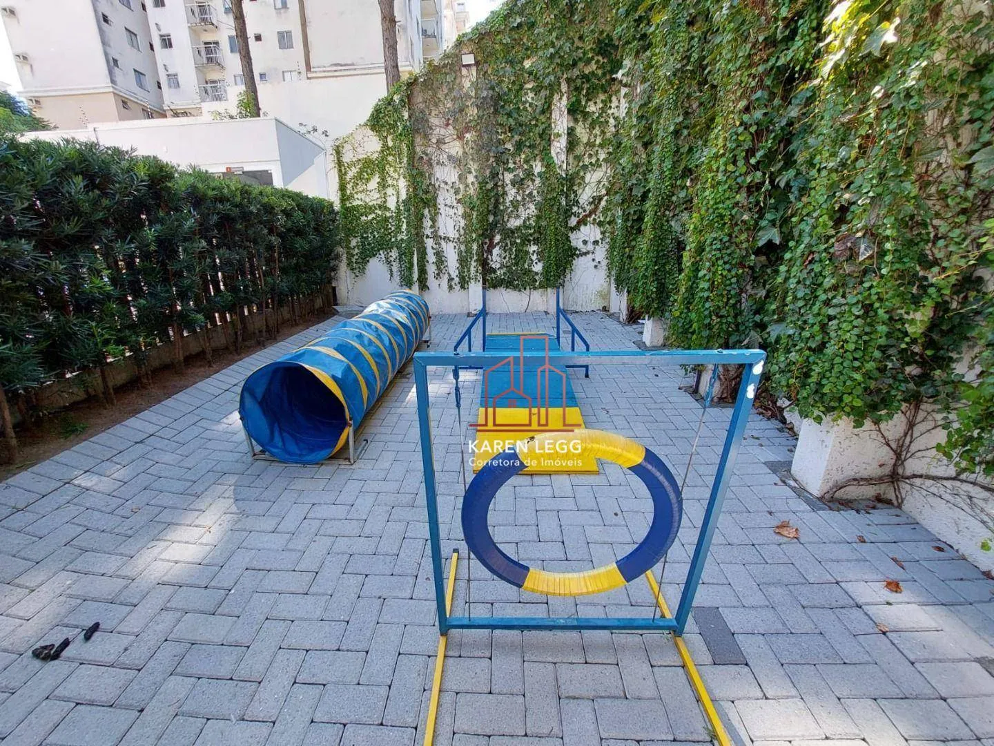 50 m² apartment with 2 bedrooms, 2 baths and balcony — photo 41