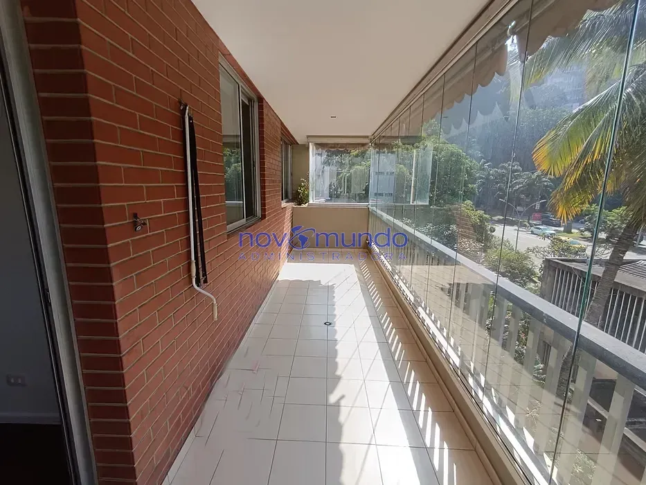 3-bedroom apartment with 4 bathrooms and 2 parking spaces — photo 5