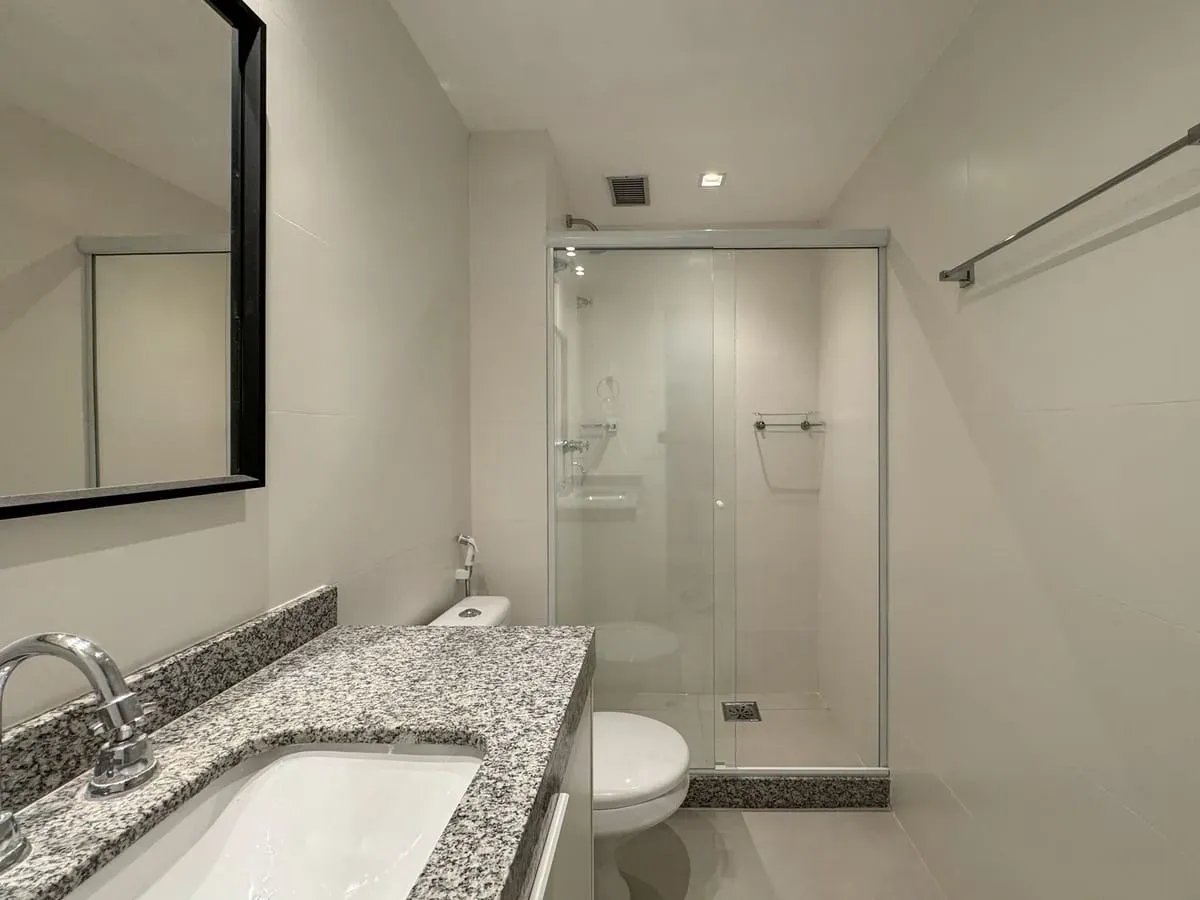 Furnished apartment, 35 m², with a home office — photo 17