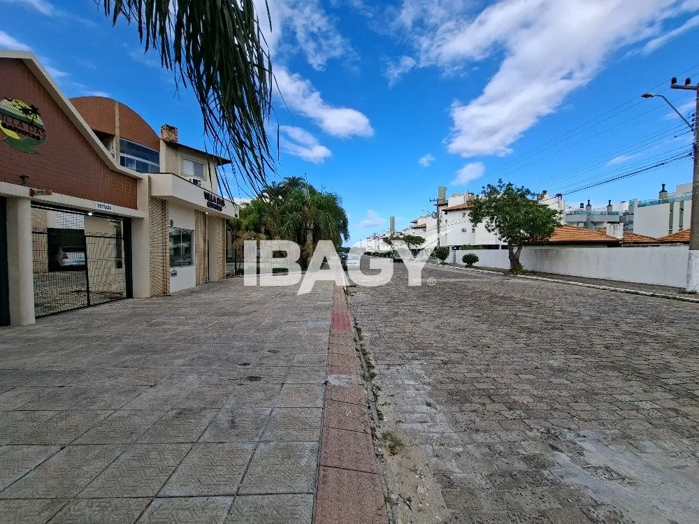 Apartamento de 2 dormitórios com piscina ao ar livre — photo 23
