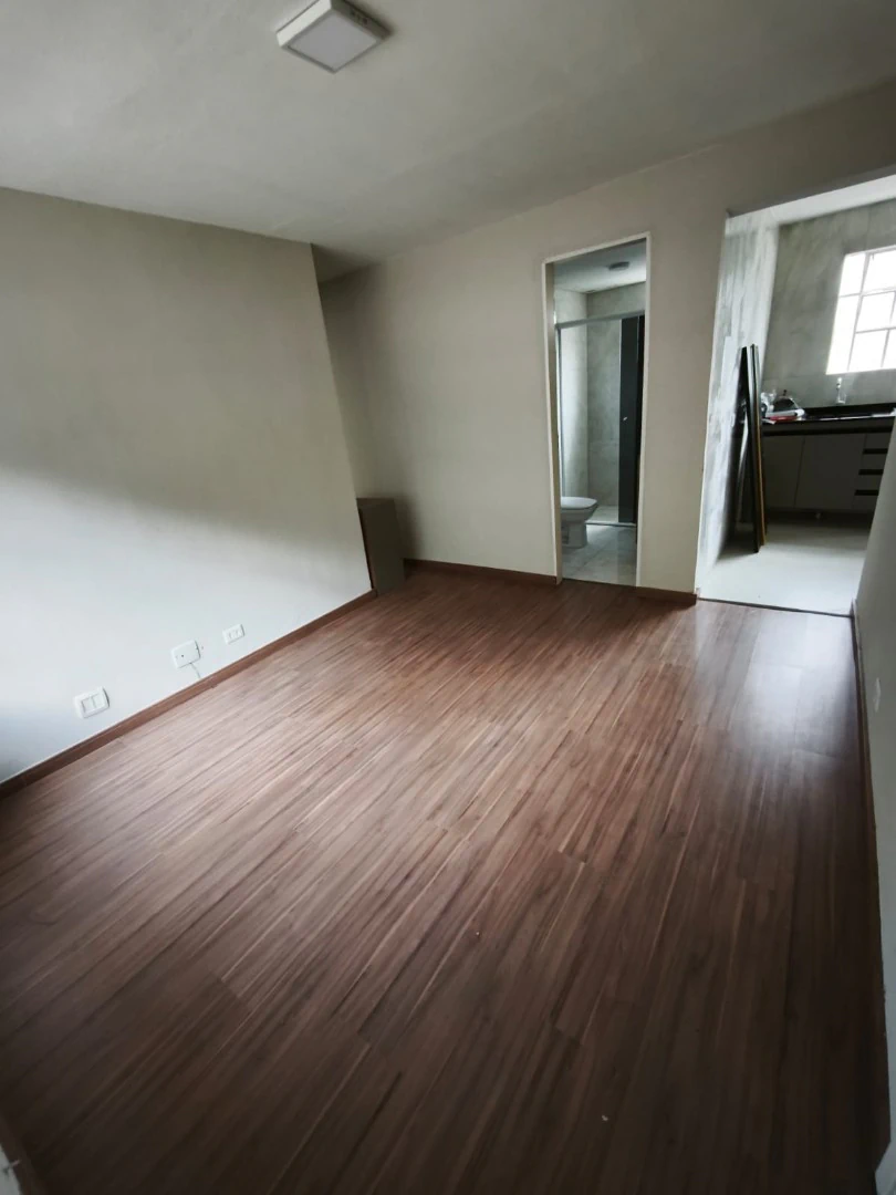 Apartment, 60 m², with wood or laminate floors