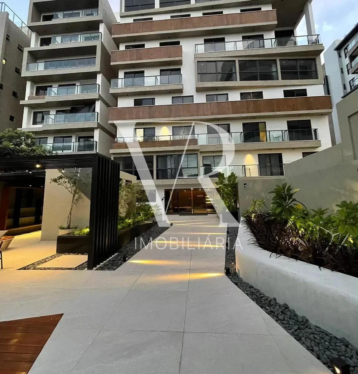 2-bedroom apartment in a building with a pool — photo 11