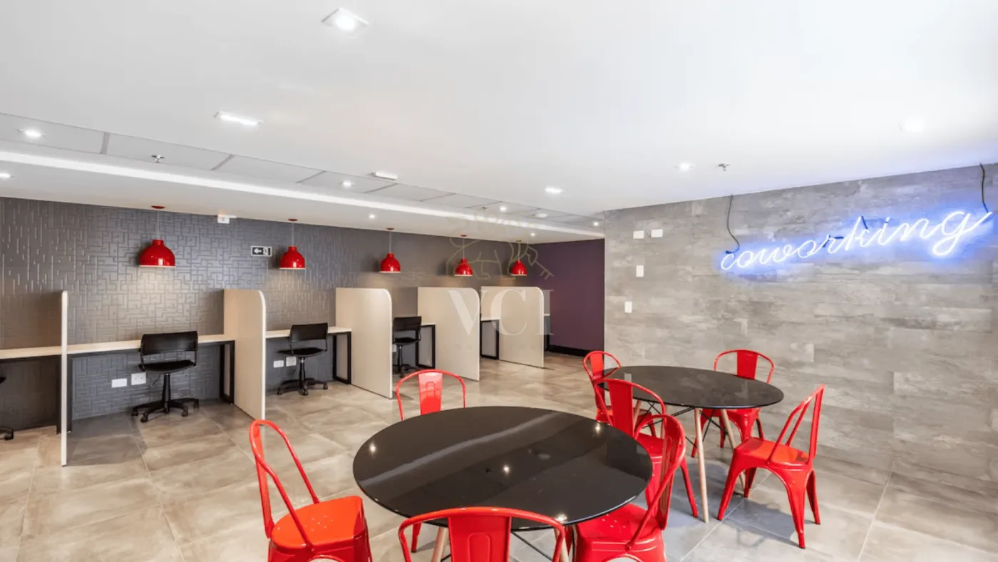 Studio de 28 m² com cozinha americana e sacada de vidro — photo 12