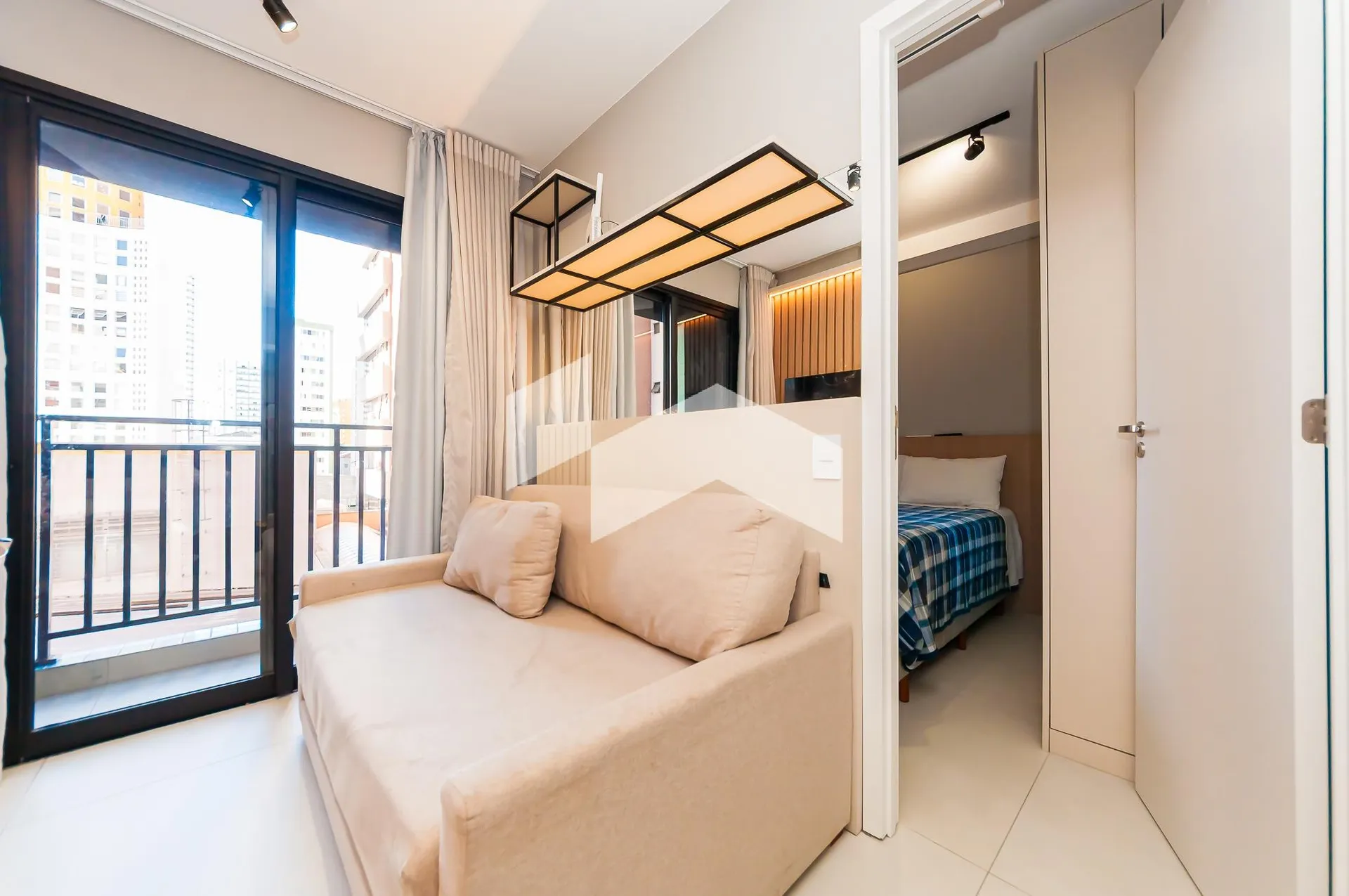 Furnished 26 m² apartment with 1 bedroom and private BBQ — photo 3