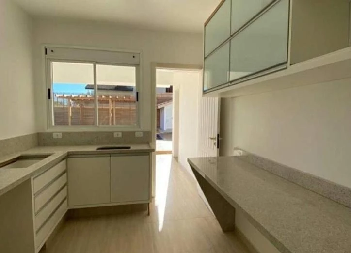 Casa de 220 m² con lavadora y bañera — photo 2