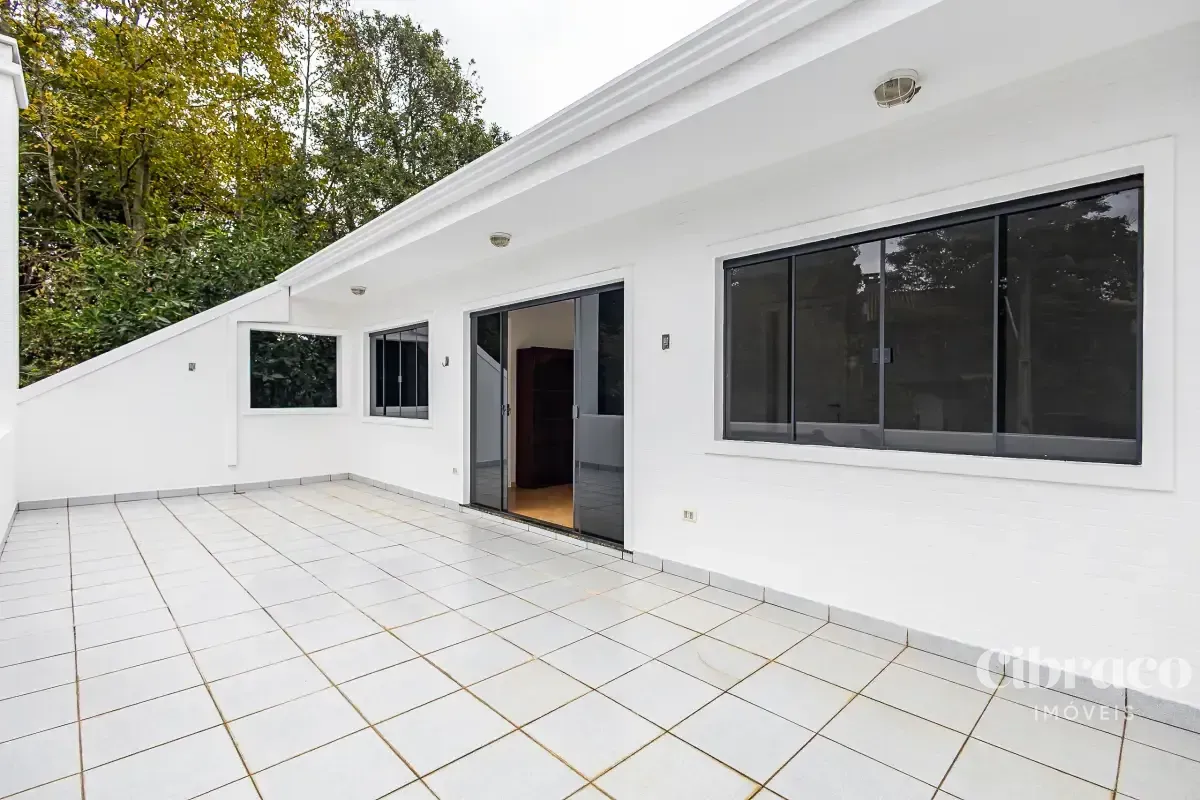 Unfurnished gated condo house with 3 bedrooms and 220 m² — photo 26