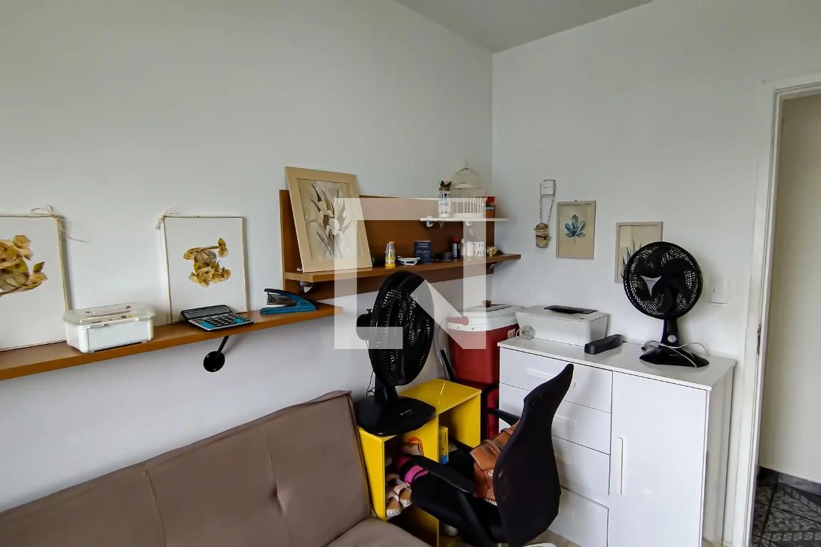 2-bedroom apartment with a washing machine — photo 3