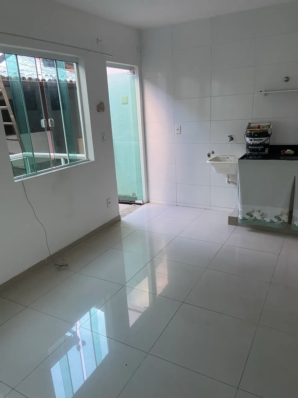 2-bedroom house with 1 bathroom and separate kitchen — photo 2