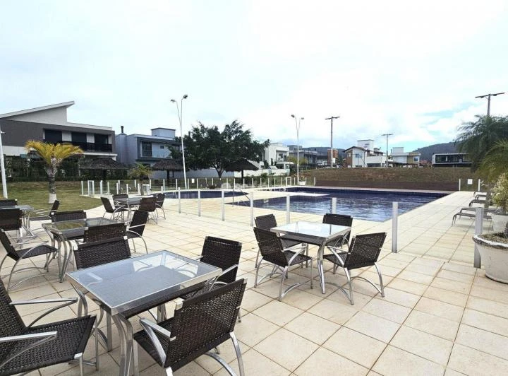 3-bedroom house with suite, 170 m² and 2 parking spots — photo 3