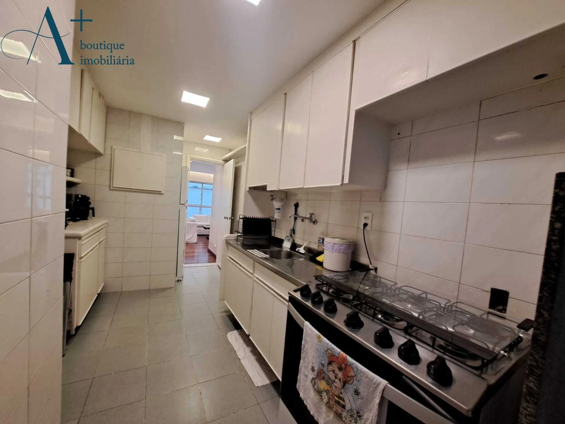 Apartamento de 160 m² con 4 dormitorios y pisos de madera — photo 21