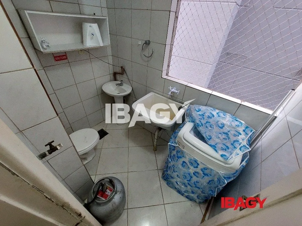 1-bedroom apartment with built-in TV unit and 55 m² — photo 8
