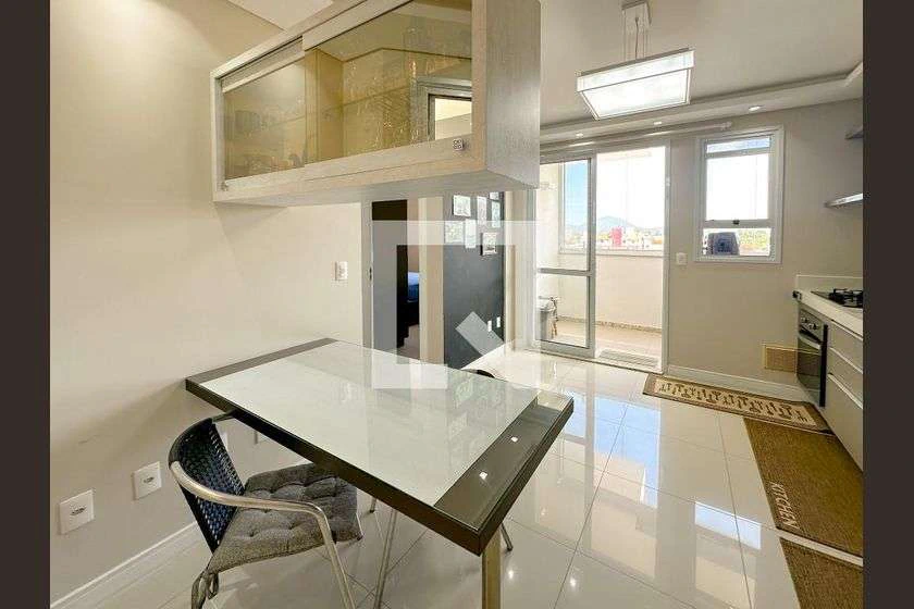 Furnished apartment with 2 bedrooms and an en-suite suite — photo 29