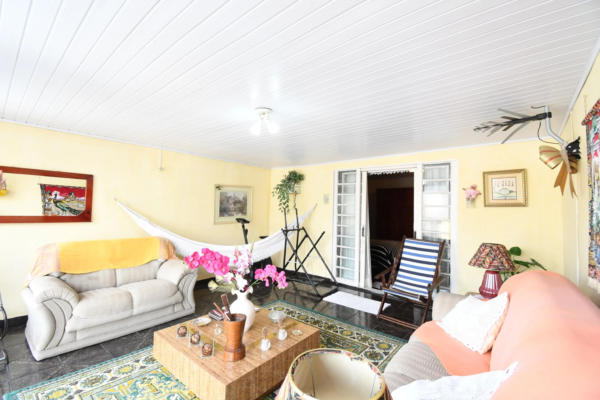 Casa de 55 m² con lavadora y balcón cerrado con vidrio — photo 26