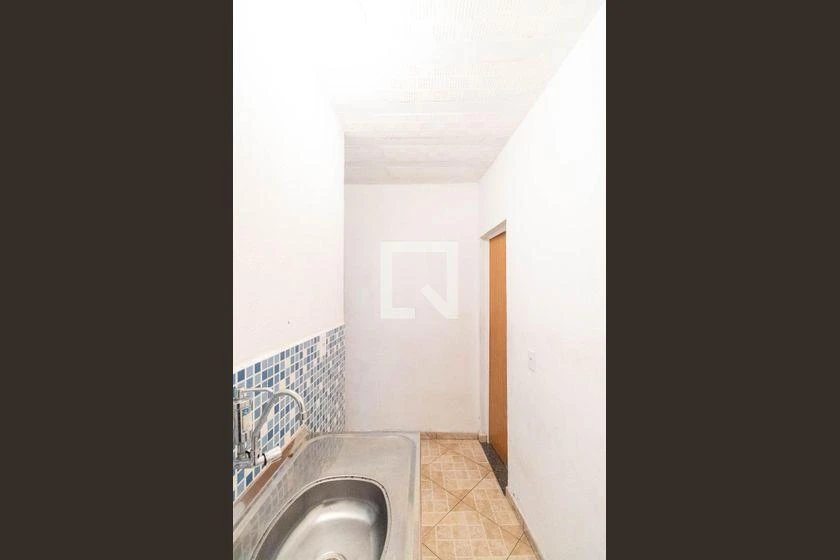 Apartamento sin muebles de 1 dormitorio y 30 m², acepta mascotas — photo 7
