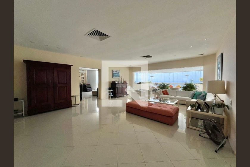 Apartment, 450 m², with a glass-enclosed balcony — photo 6