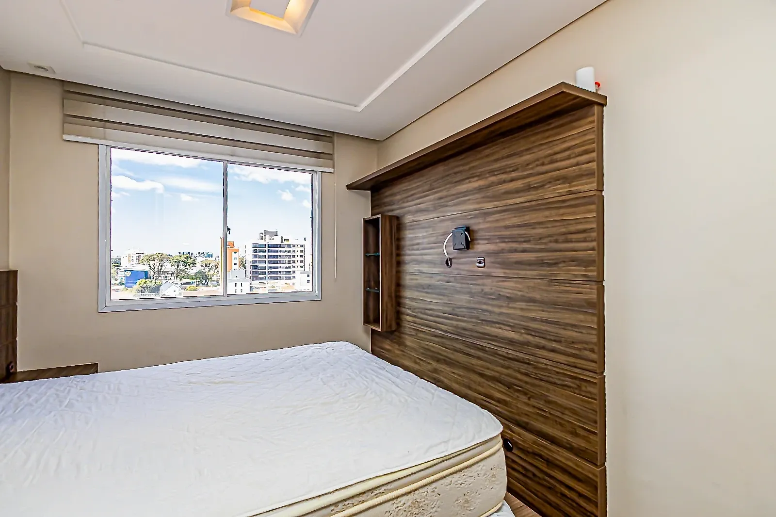 2-bedroom 63 m² apartment with a glass balcony — photo 97