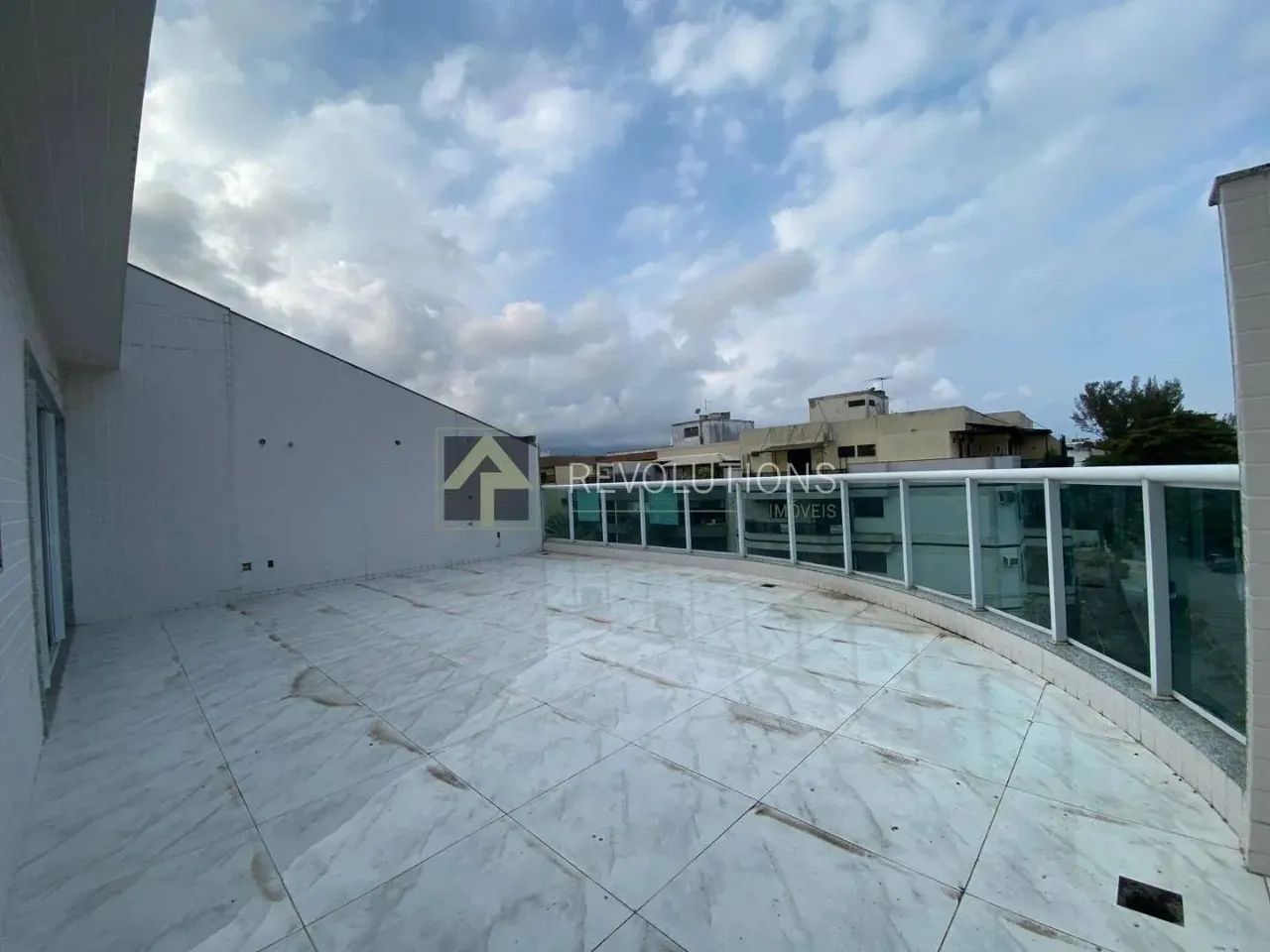 Penthouse with 4 bedrooms and 5 bathrooms — photo 10