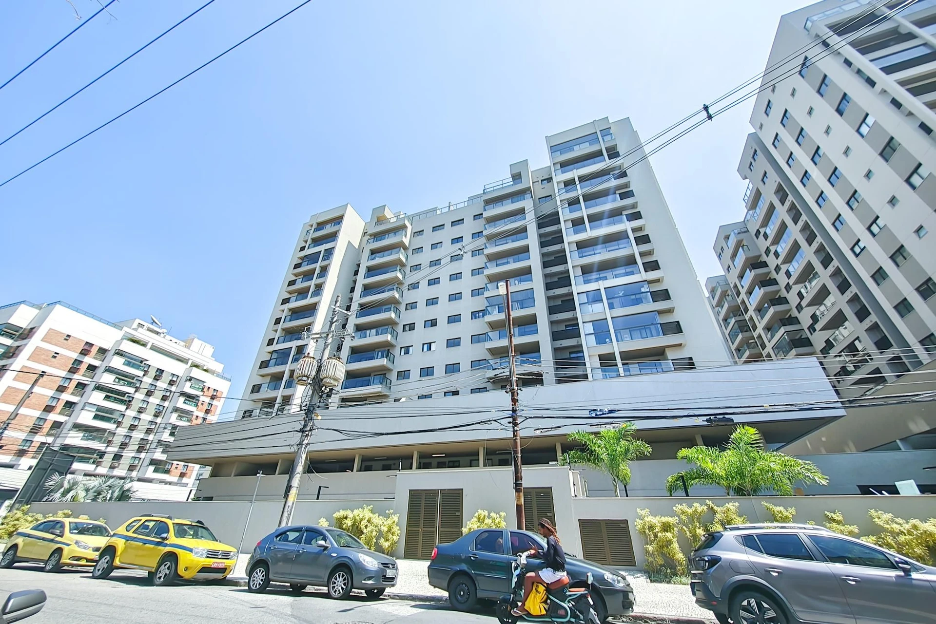 Apartment, 143 m², with a grill on the balcony — photo 60