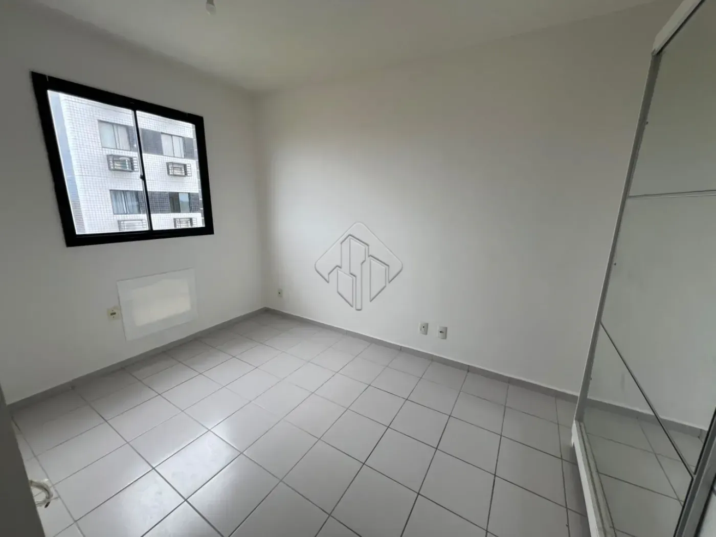 Apartamento de 2 quartos em condomínio com piscina — photo 7