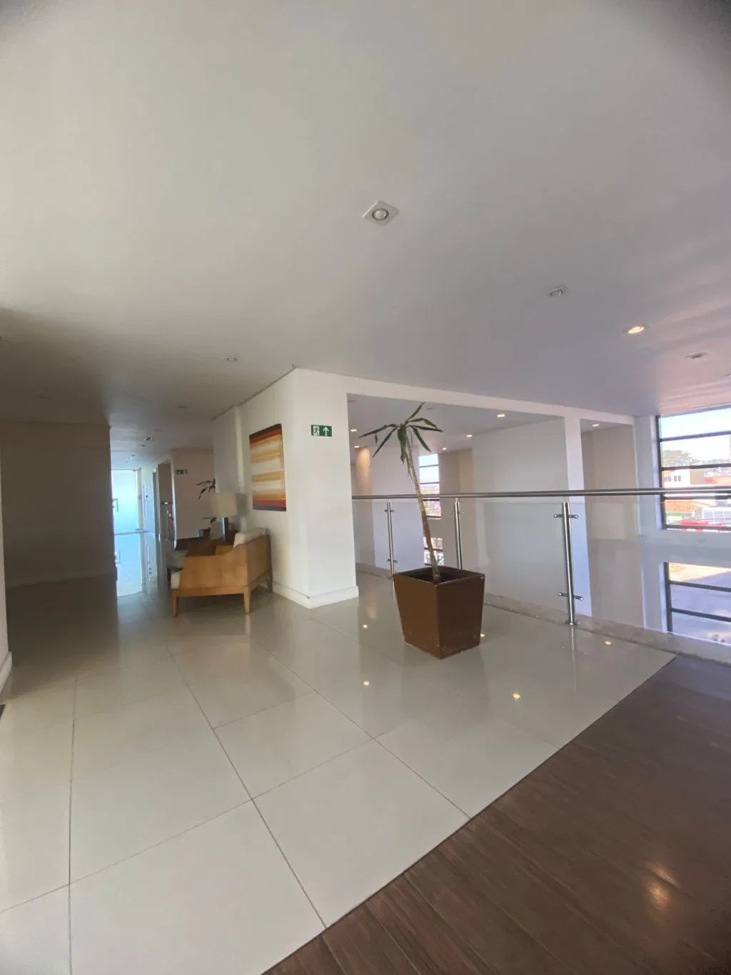Квартира з 3 спальнями та заскленим балконом 78 м² — photo 6