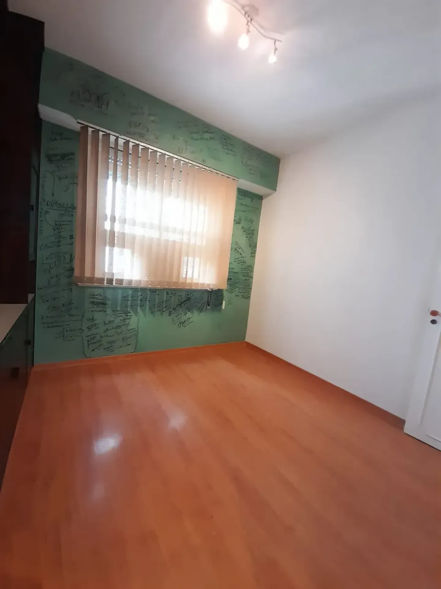 Rental apartment with 3 bedrooms and 2 suites — photo 38