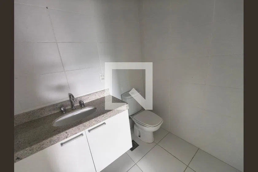 2-bedroom apartment with a mountain view — photo 12