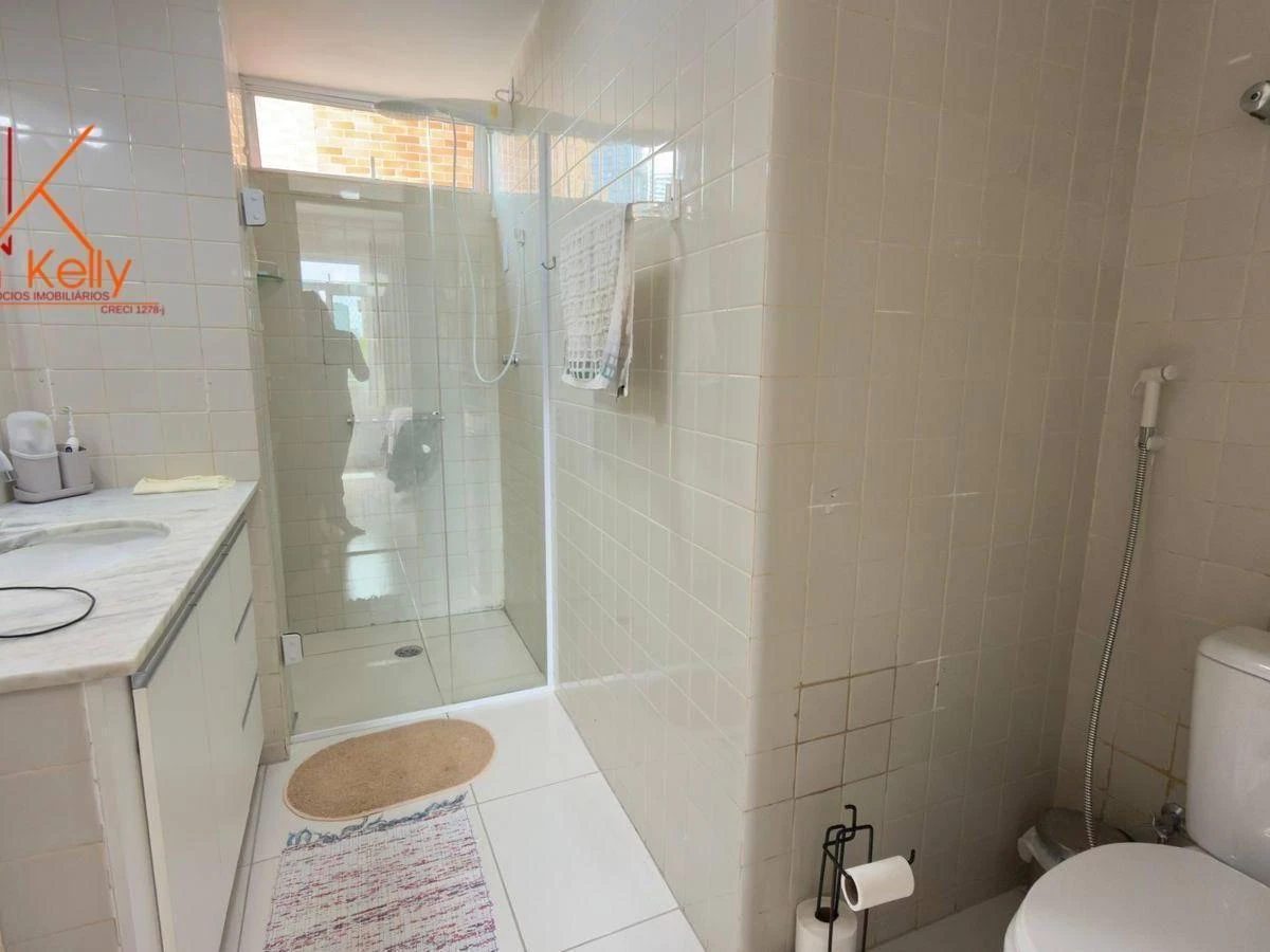 3-bedroom apartment with a washing machine in João Pessoa — photo 17