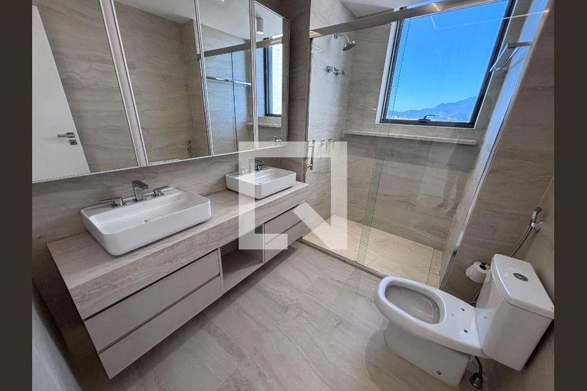 4-bedroom en-suite apartment, 194 m² and 3 parking spots — photo 37