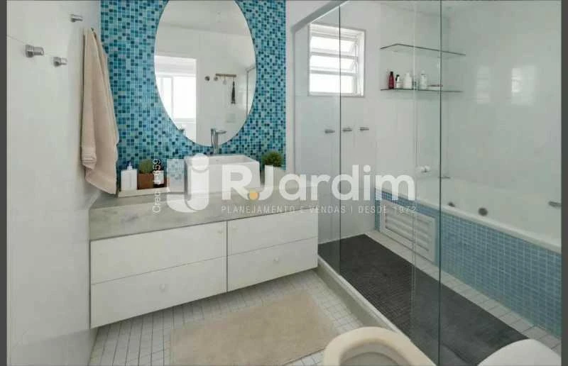 Квартира 180 м² з 4 спальнями і 2 паркомісцями — photo 8